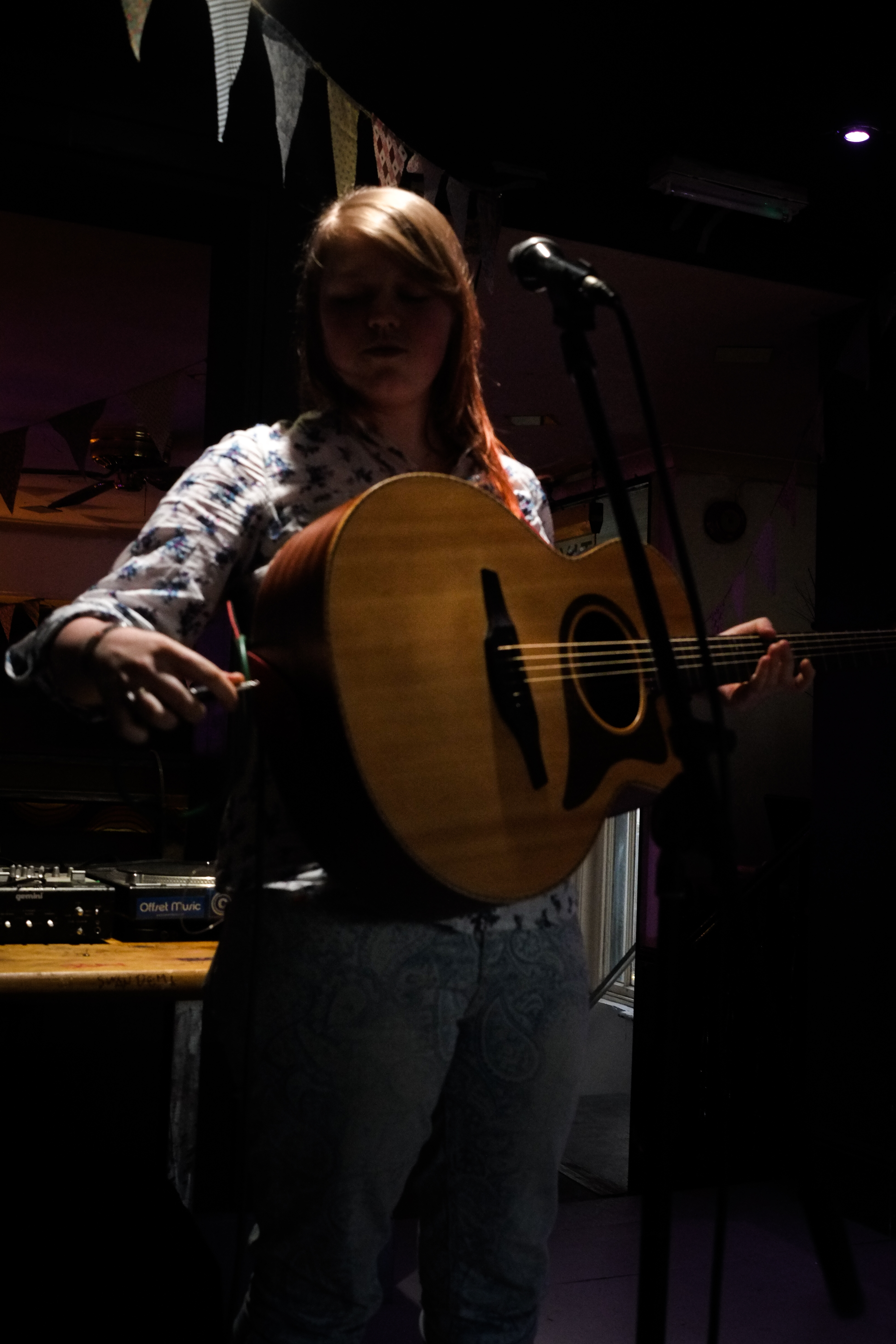 deanlilleyjohnnybenderlaunch-29